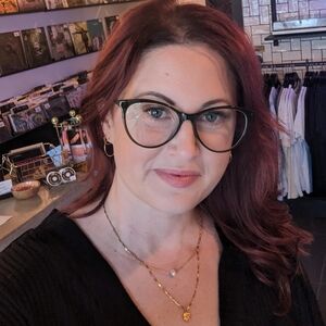 Meet your Posher, Lisa